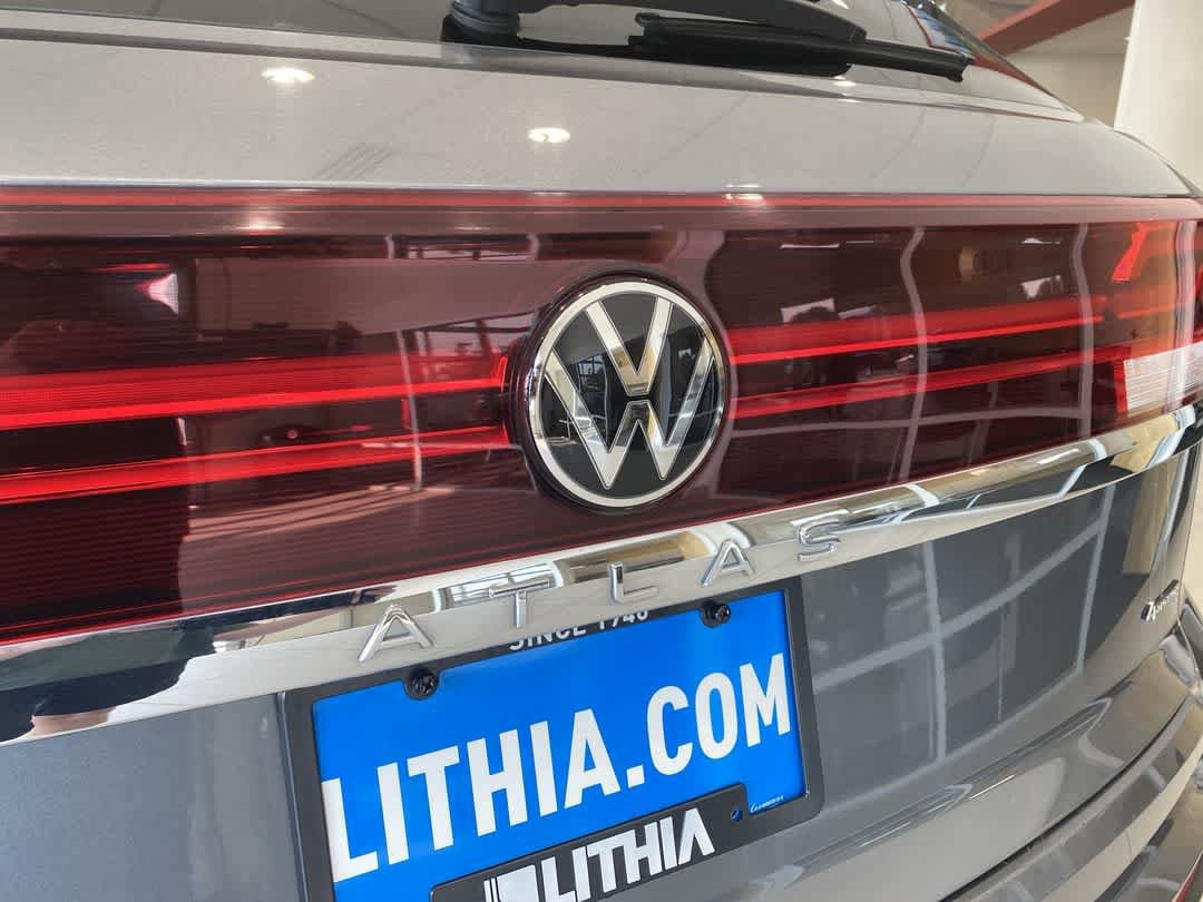 Thumbnail: 2024 Volkswagen Atlas - 11