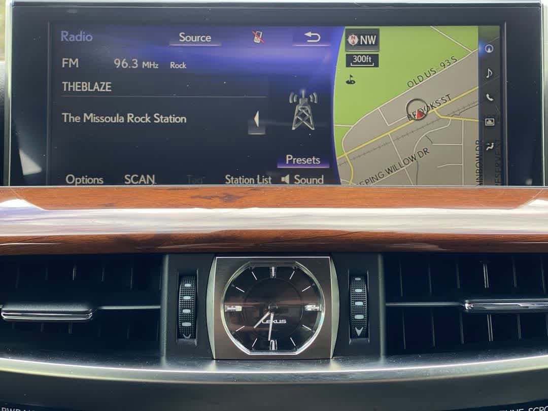 Thumbnail: 2017 Lexus LX - 18