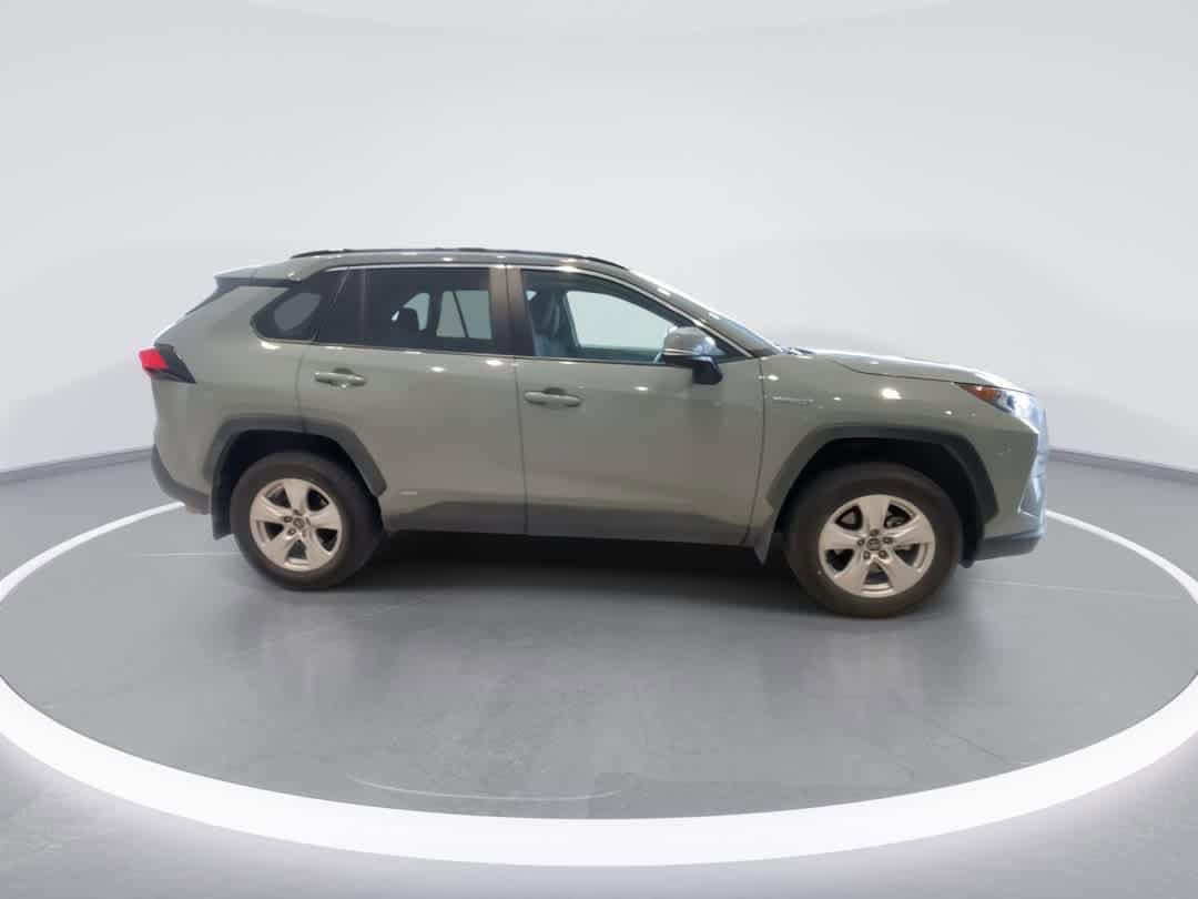 Thumbnail: 2021 Toyota RAV4 - 2