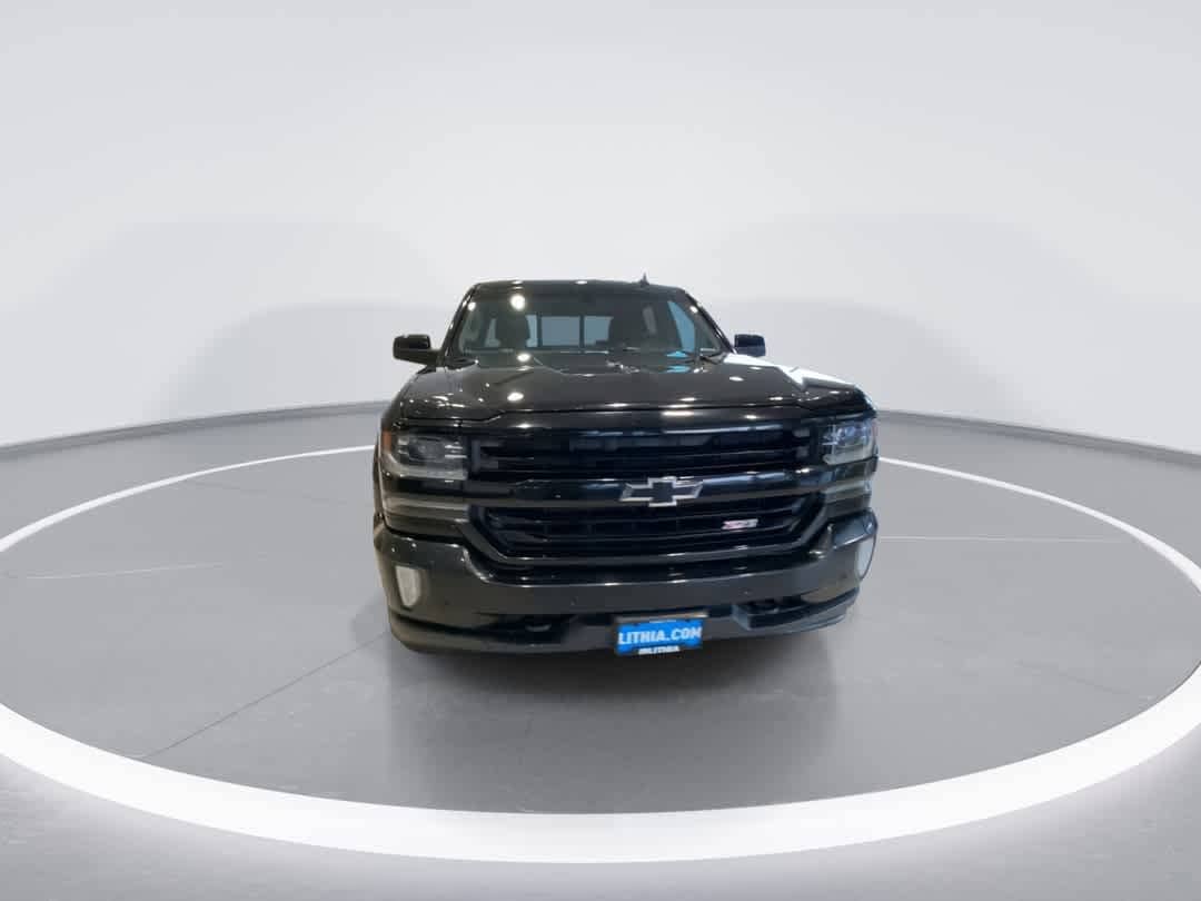 Thumbnail: 2017 Chevrolet Silverado 1500 - 3