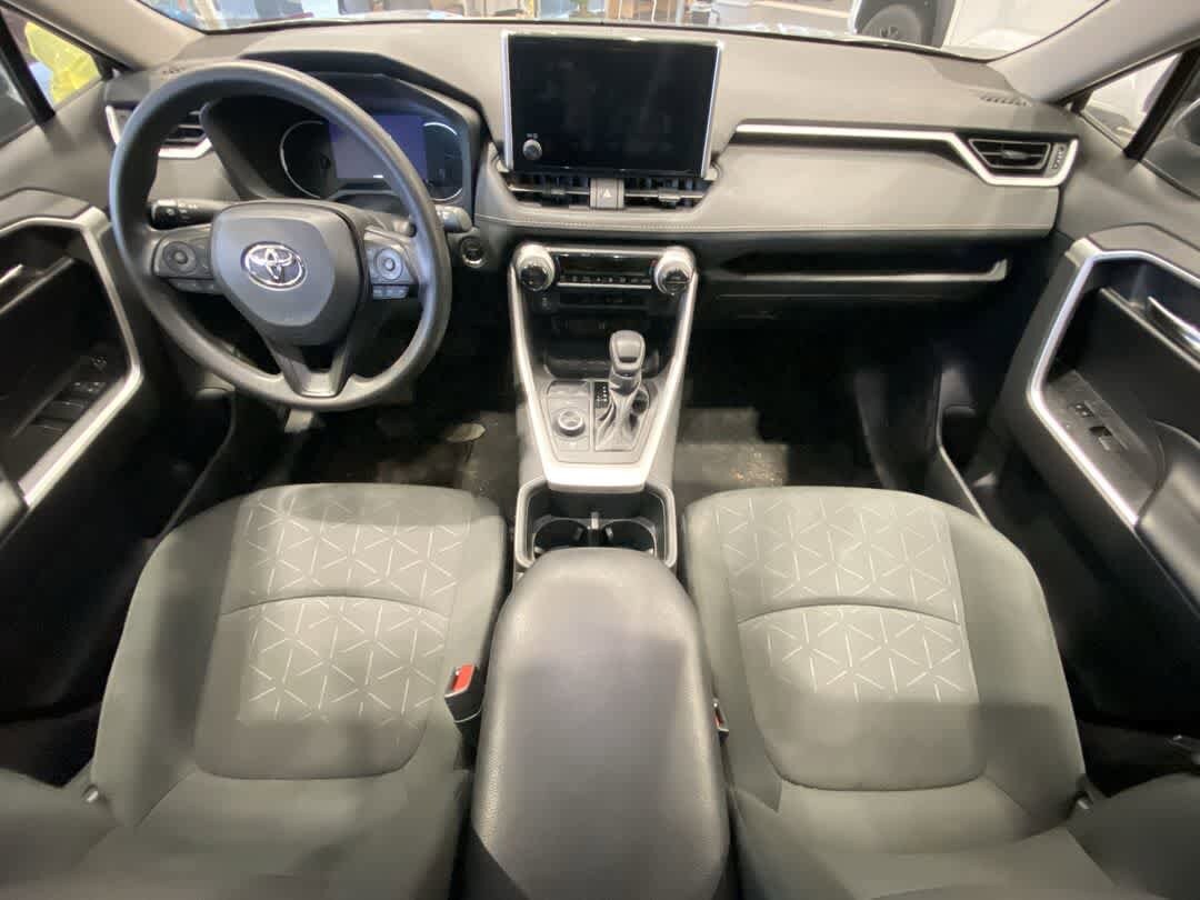 Thumbnail: 2024 Toyota RAV4 - 23