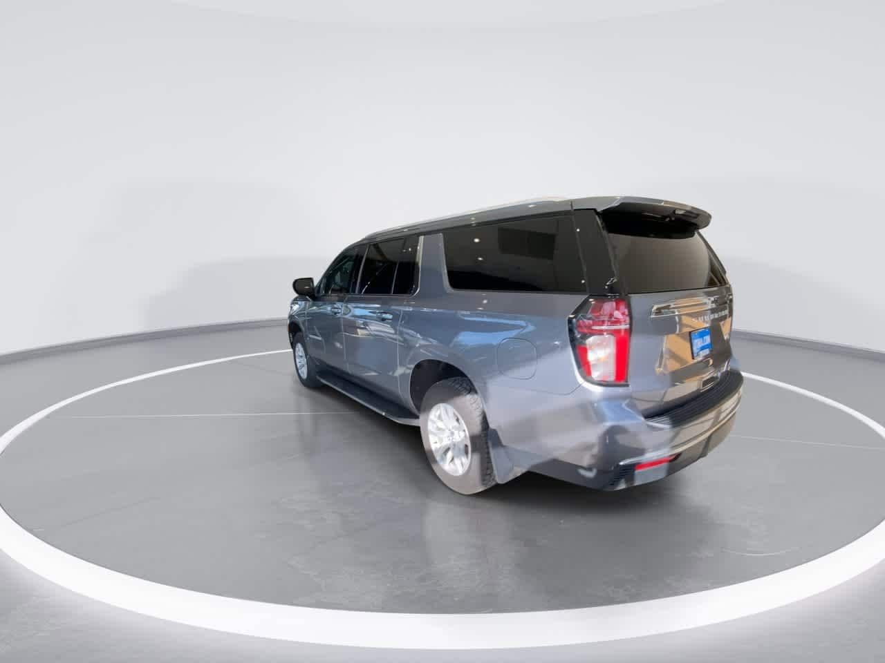 Thumbnail: 2021 Chevrolet Suburban - 6