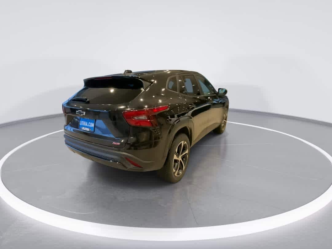 Thumbnail: 2025 Chevrolet Trax - 8
