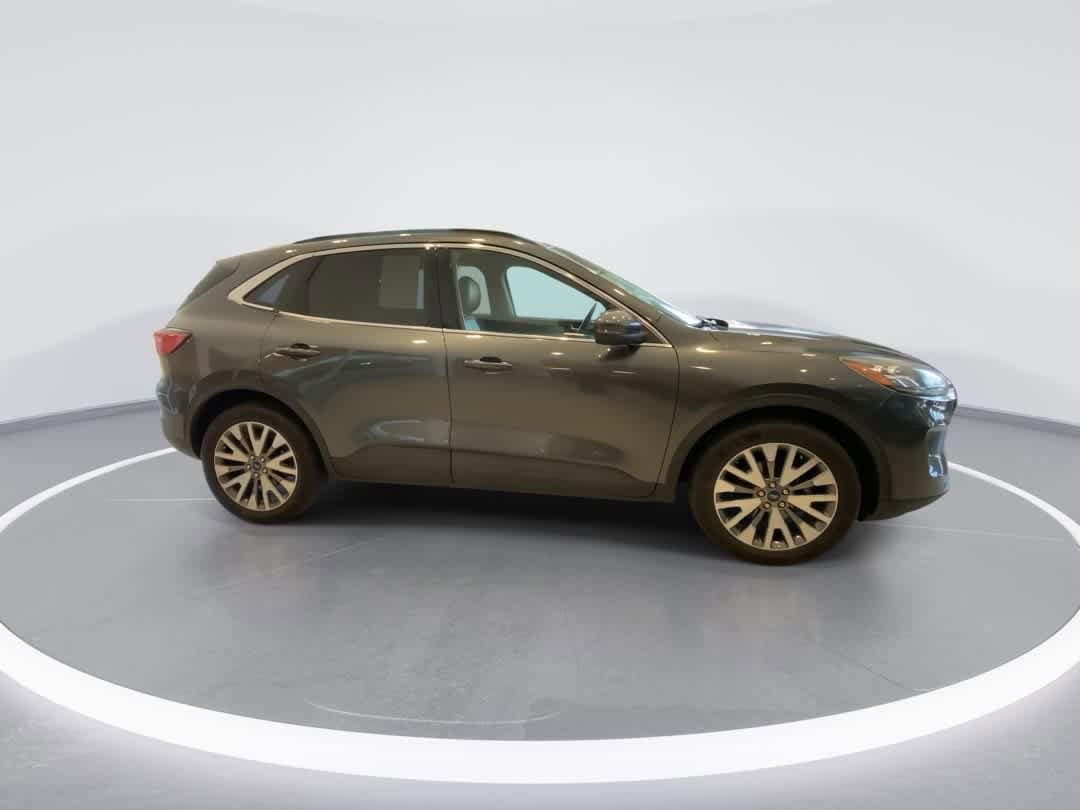 Thumbnail: 2020 Ford Escape - 9