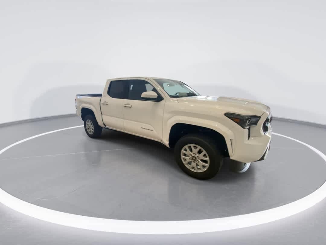 Thumbnail: 2025 Toyota Tacoma - 2