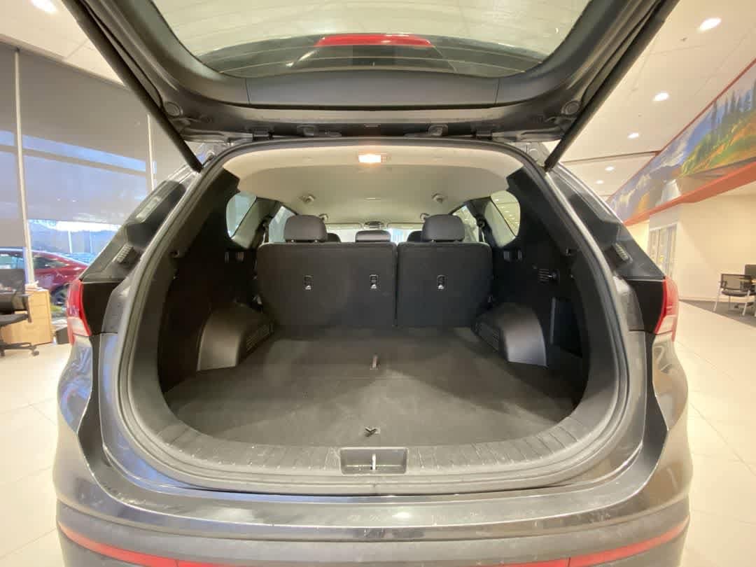 Thumbnail: 2023 Hyundai Santa Fe - 25