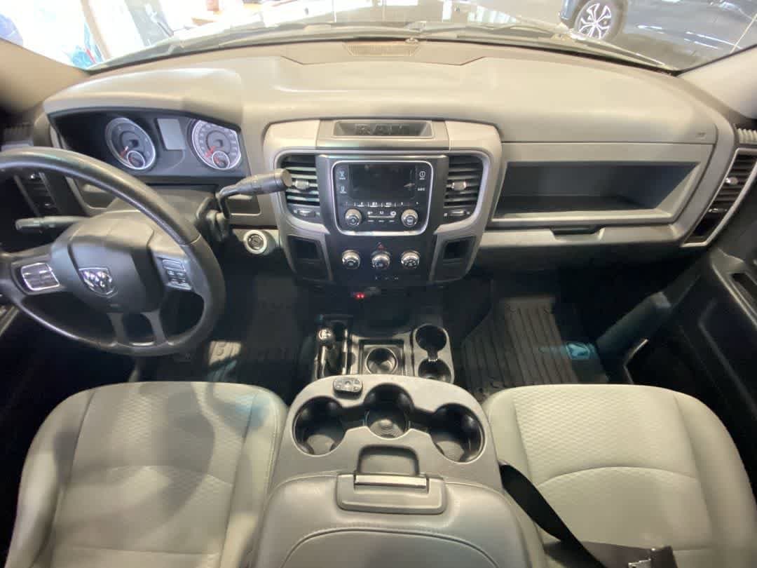 Thumbnail: 2015 RAM 3500 - 22