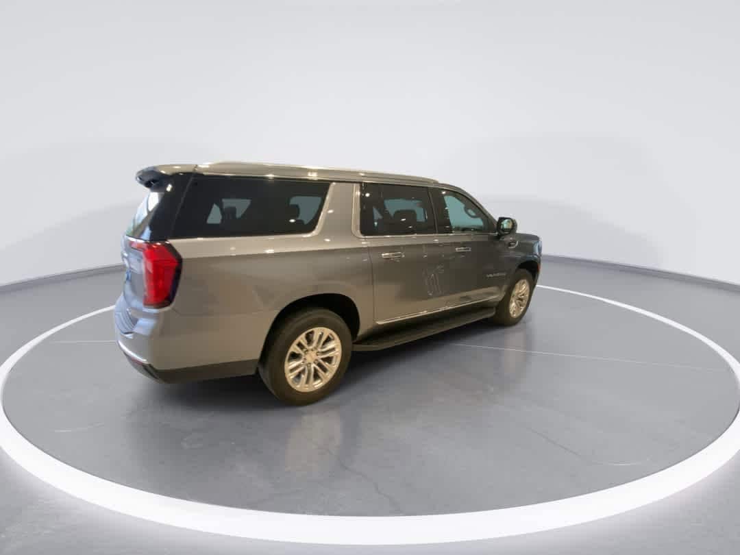 Thumbnail: 2022 GMC Yukon XL - 8