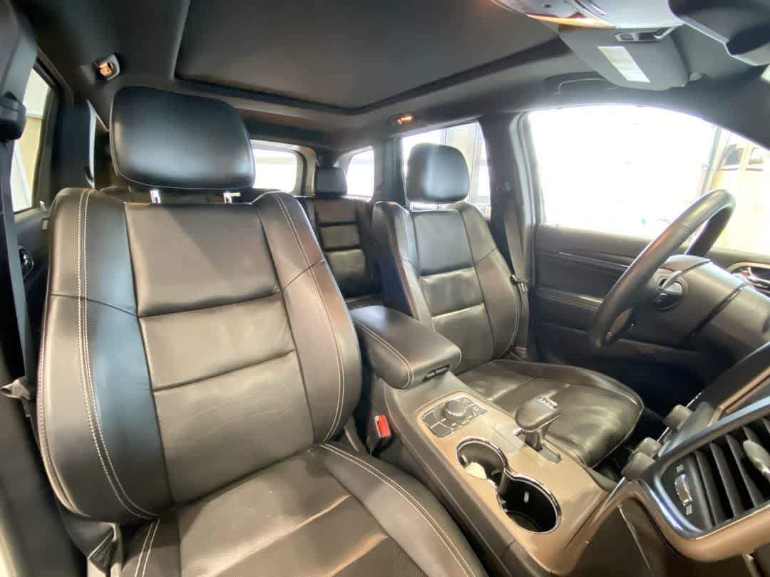 Thumbnail: 2015 Jeep Grand Cherokee - 28