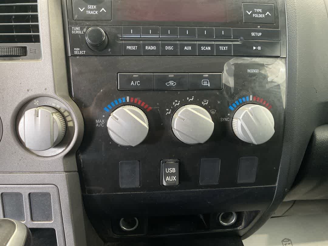 Thumbnail: 2012 Toyota Tundra - 20