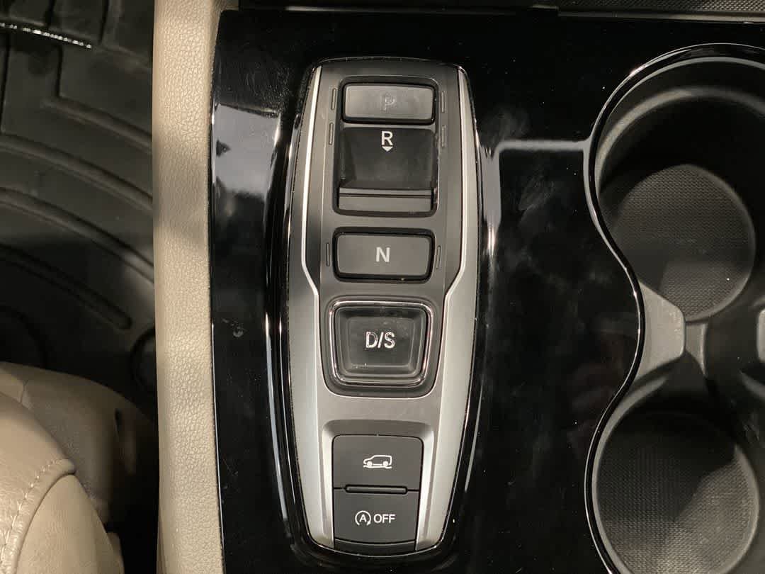 Thumbnail: 2019 Honda Pilot - 23