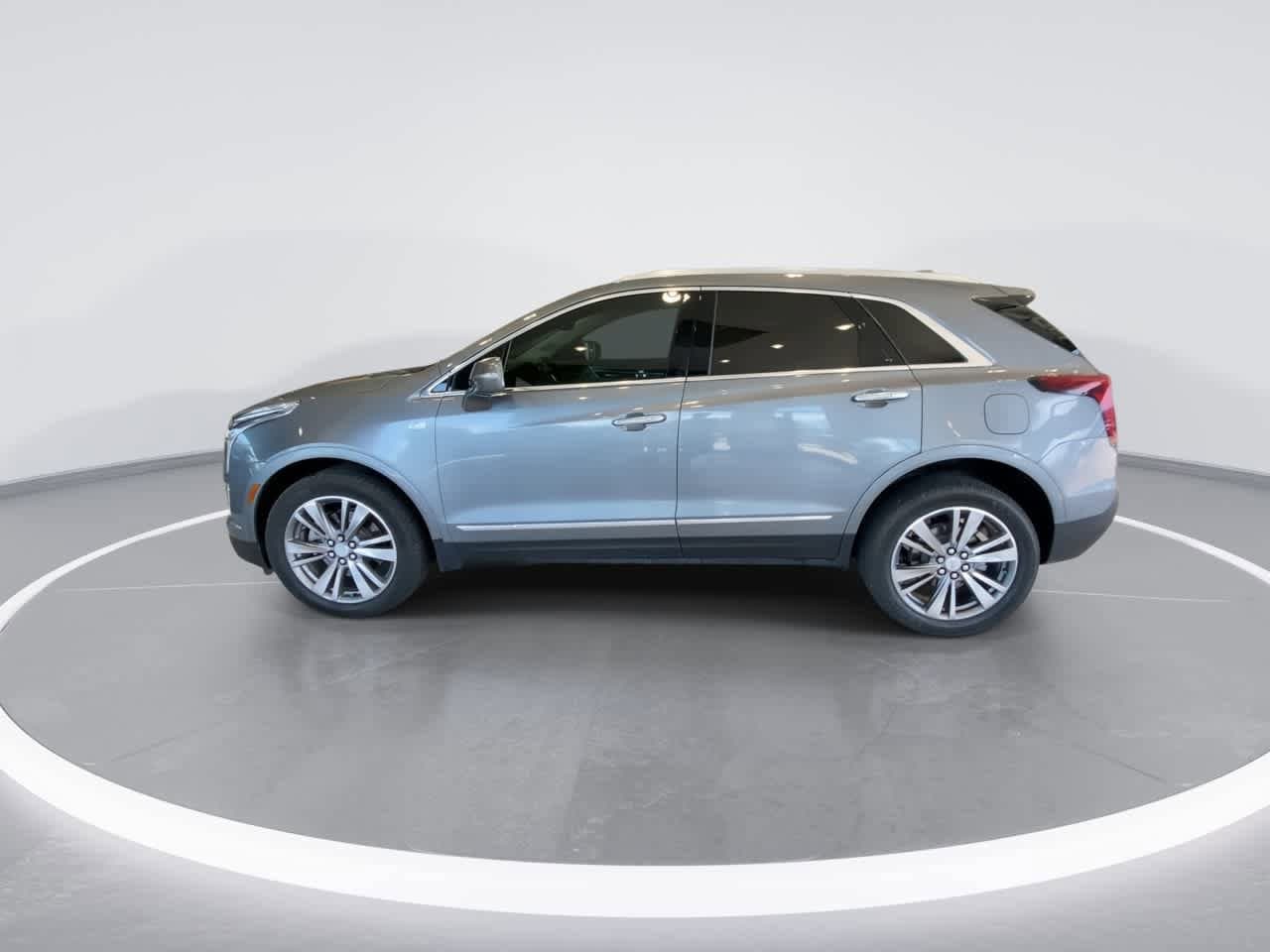 Thumbnail: 2020 Cadillac XT5 - 5