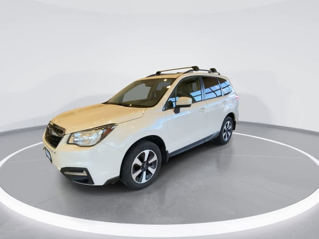 Thumbnail: 2017 Subaru Forester - 4