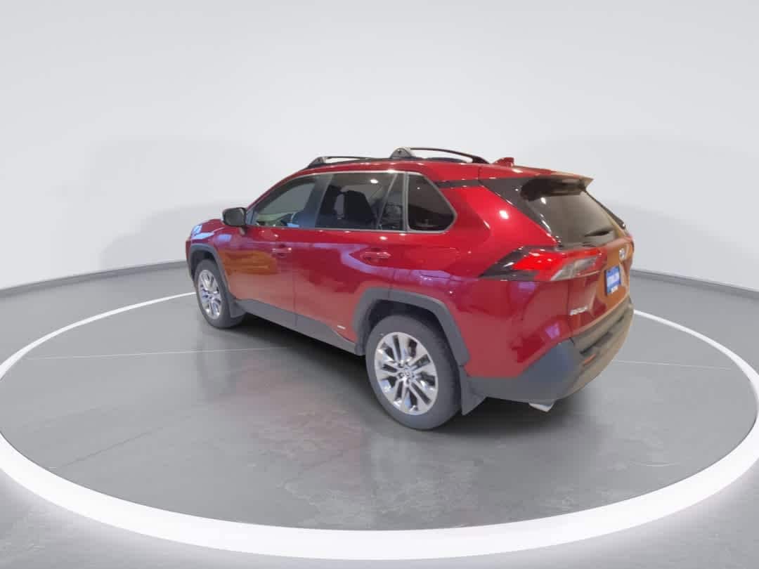 Thumbnail: 2023 Toyota RAV4 - 6