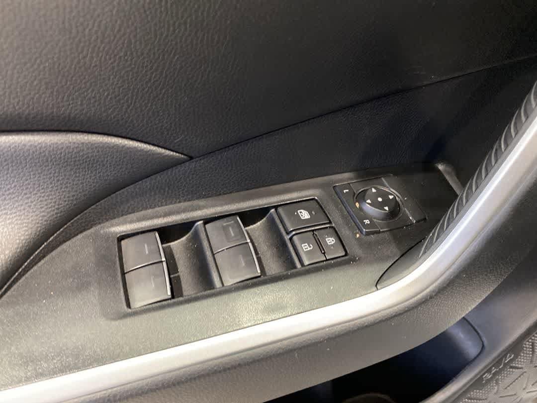 Thumbnail: 2025 Toyota RAV4 - 13