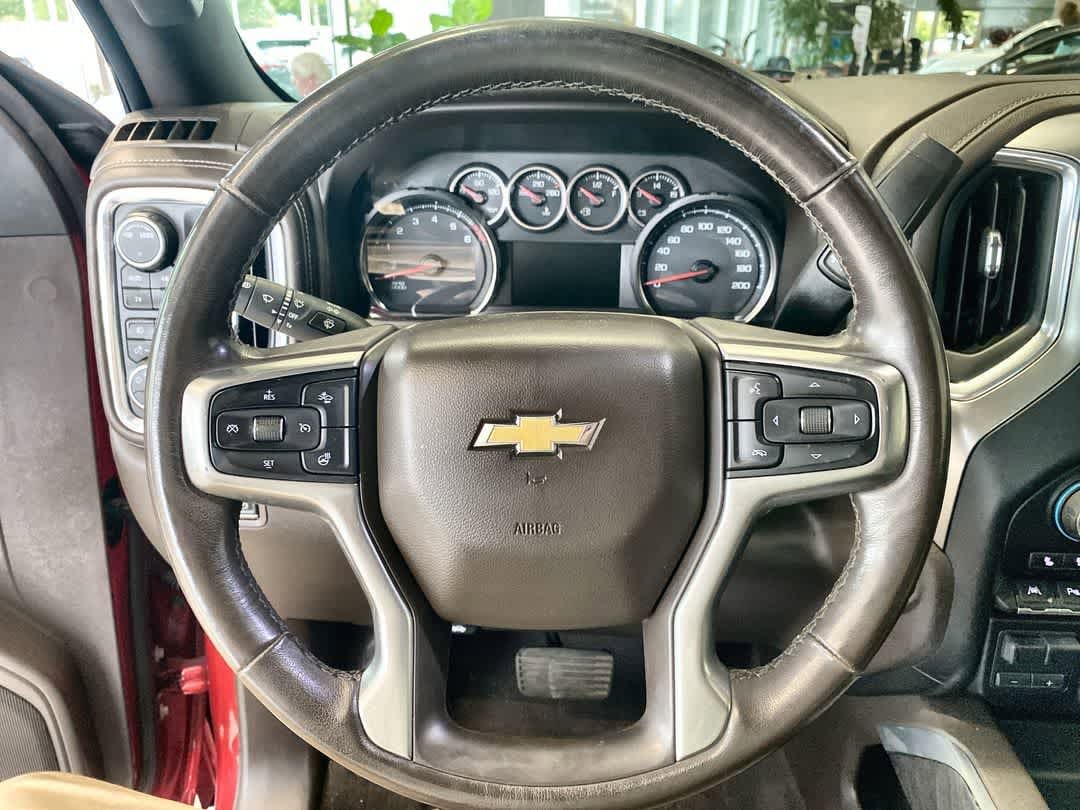 Thumbnail: 2021 Chevrolet Silverado 1500 - 16