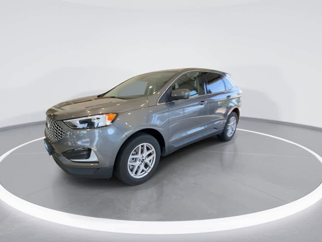 Thumbnail: 2024 Ford Edge - 4