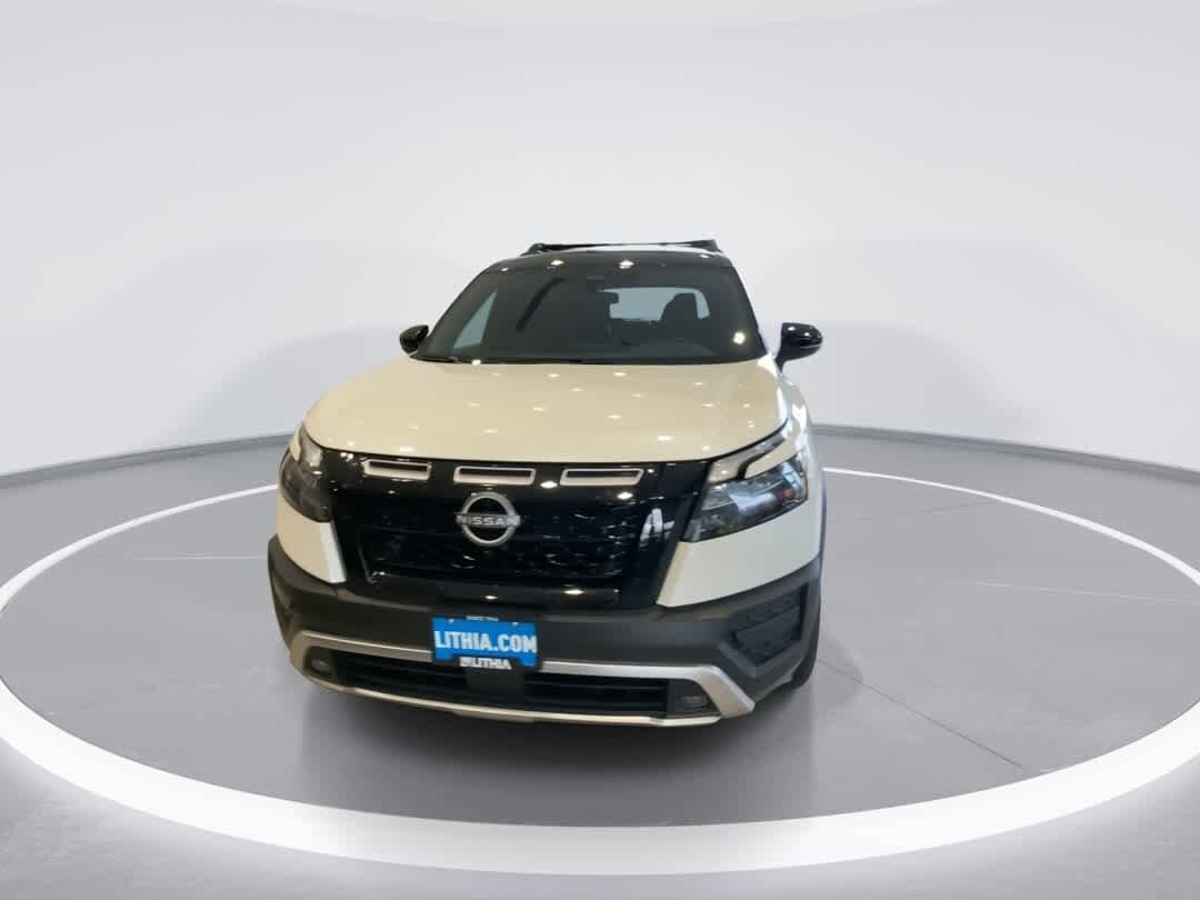 2023 Nissan Pathfinder Rock Creek photo 3