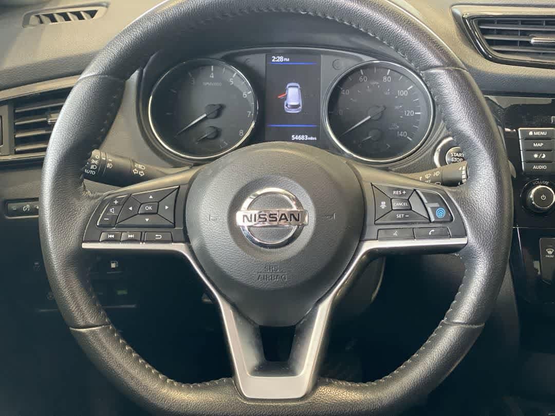 Thumbnail: 2020 Nissan Rogue - 17