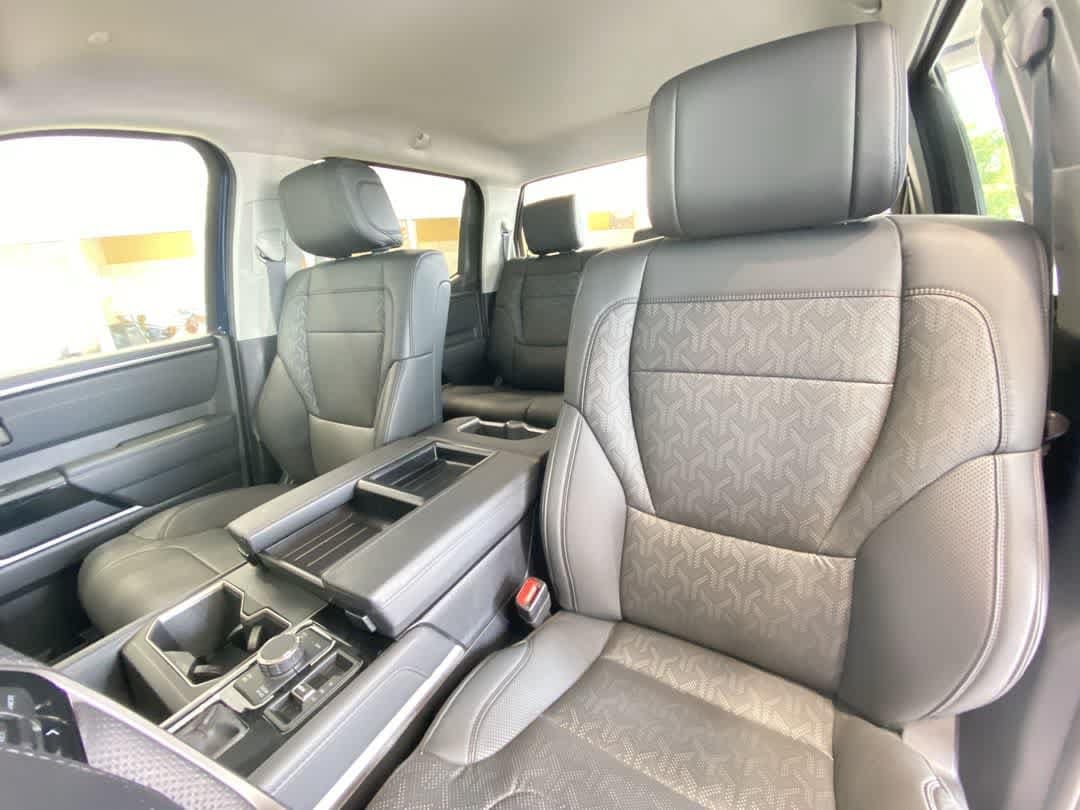2024 Toyota Tundra Limited - Photo 14
