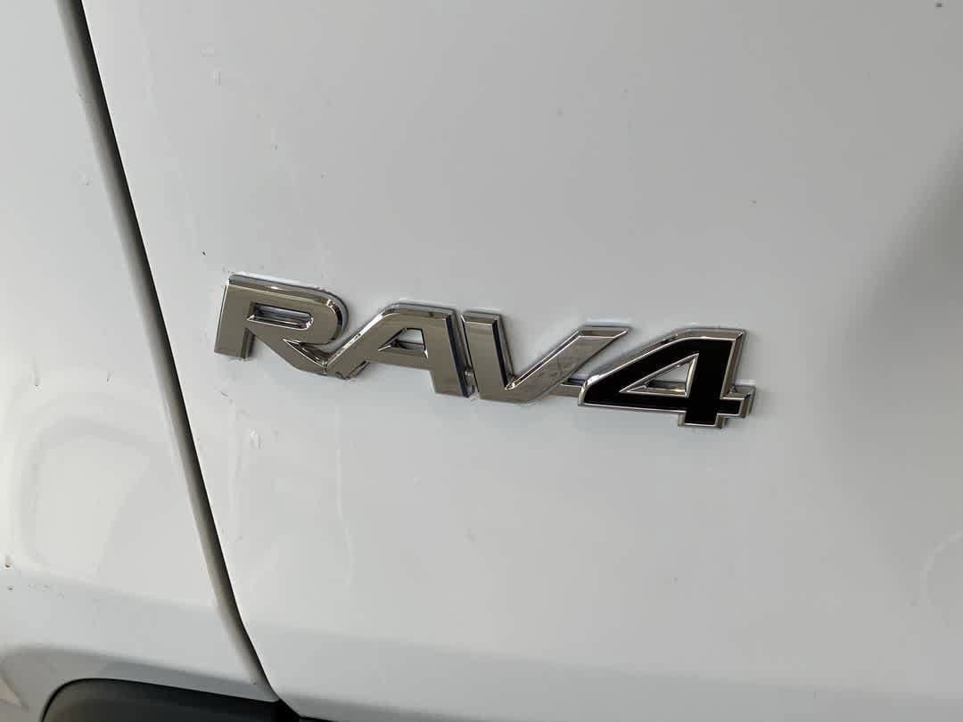 Thumbnail: 2024 Toyota RAV4 - 11