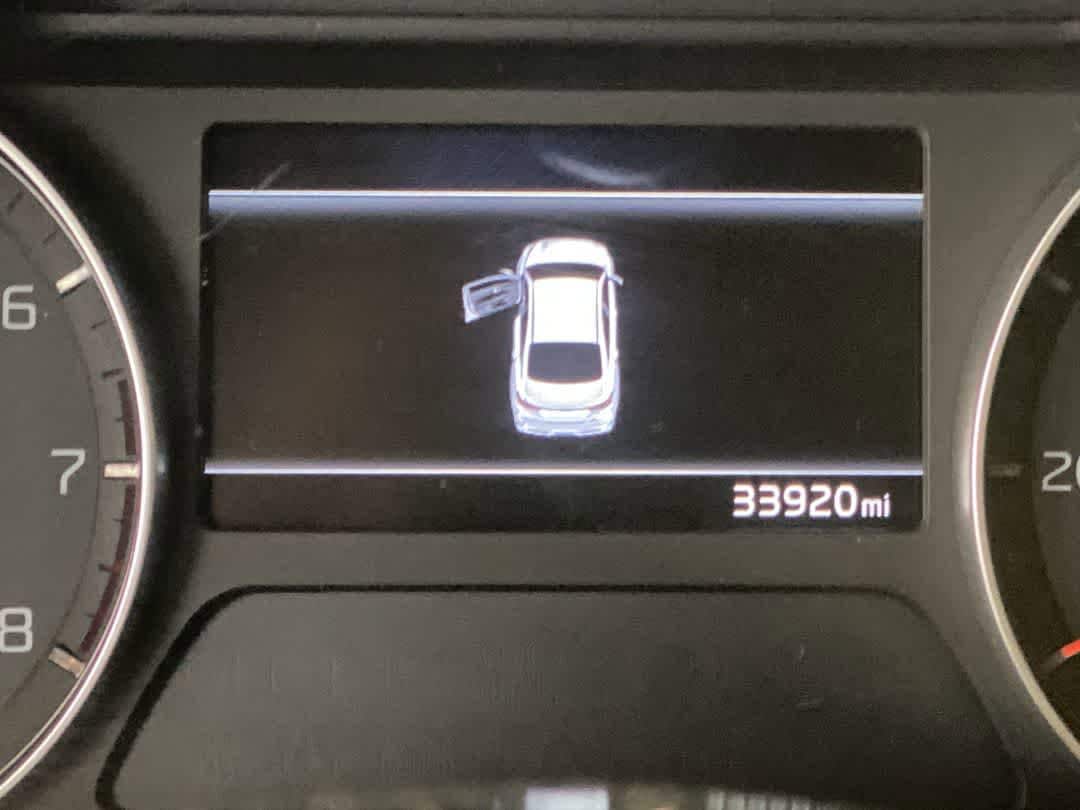 Thumbnail: 2023 Kia Forte - 17