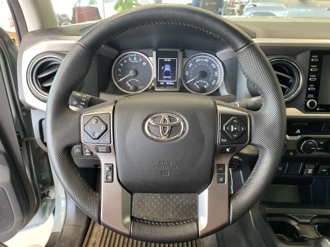 Thumbnail: 2022 Toyota Tacoma - 17
