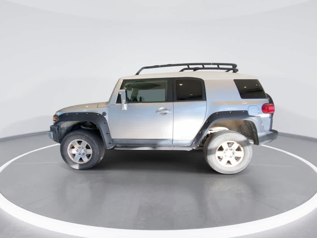 Thumbnail: 2008 Toyota FJ Cruiser - 5