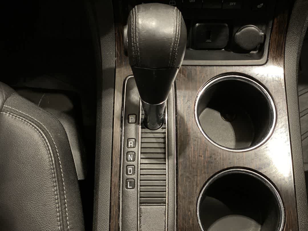 Thumbnail: 2016 Chevrolet Traverse - 22