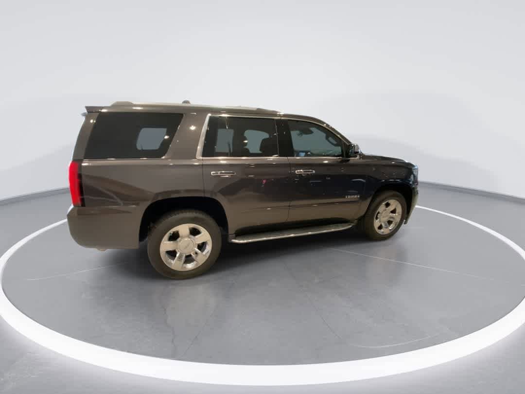 Thumbnail: 2018 Chevrolet Tahoe - 8