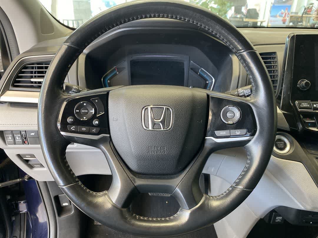 Thumbnail: 2018 Honda Odyssey - 16