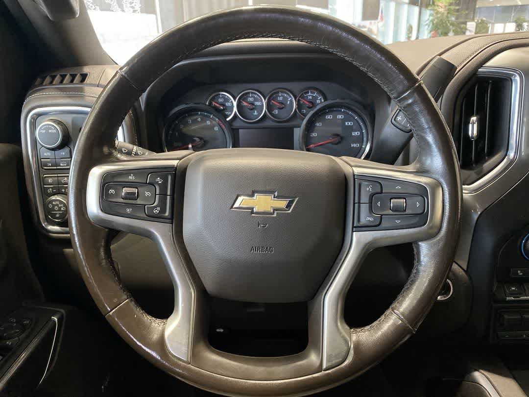 Thumbnail: 2020 Chevrolet Silverado 1500 - 17