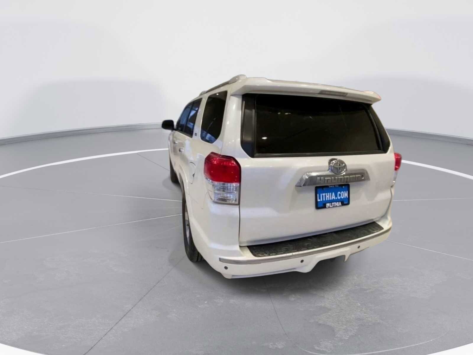 Thumbnail: 2012 Toyota 4Runner - 8