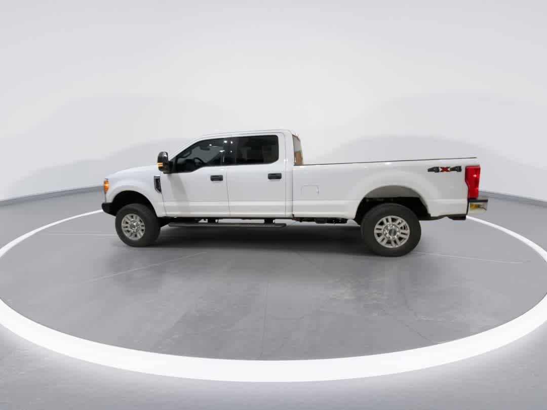 Thumbnail: 2017 Ford F-350 - 5