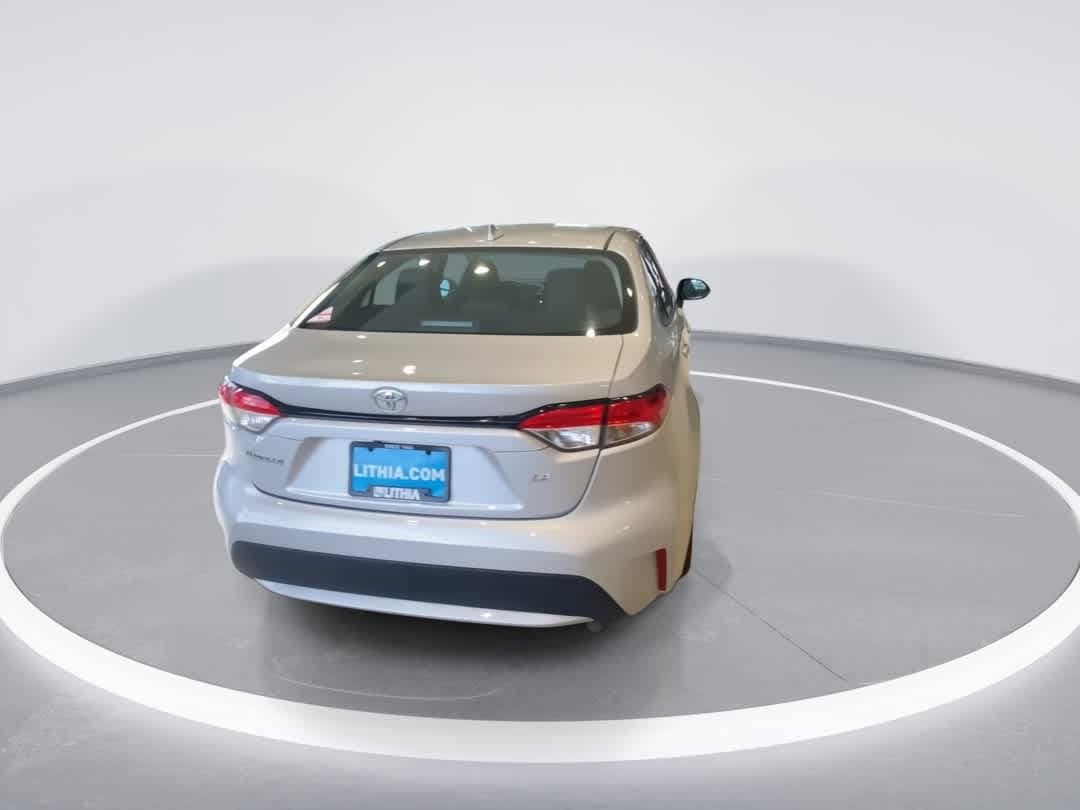 Thumbnail: 2022 Toyota Corolla - 7