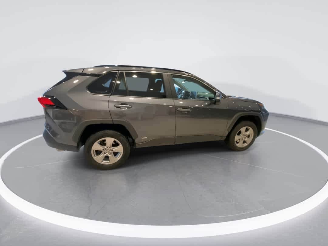 Thumbnail: 2024 Toyota RAV4 - 9