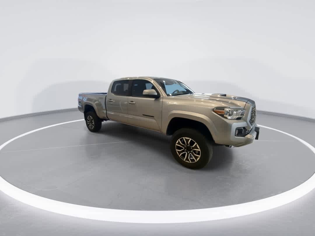 2020 Toyota Tacoma TRD Sport V6 photo 2