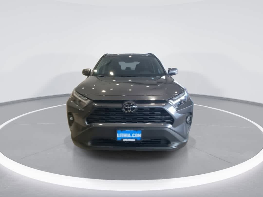 2025 Toyota RAV4 XLE Premium photo 3