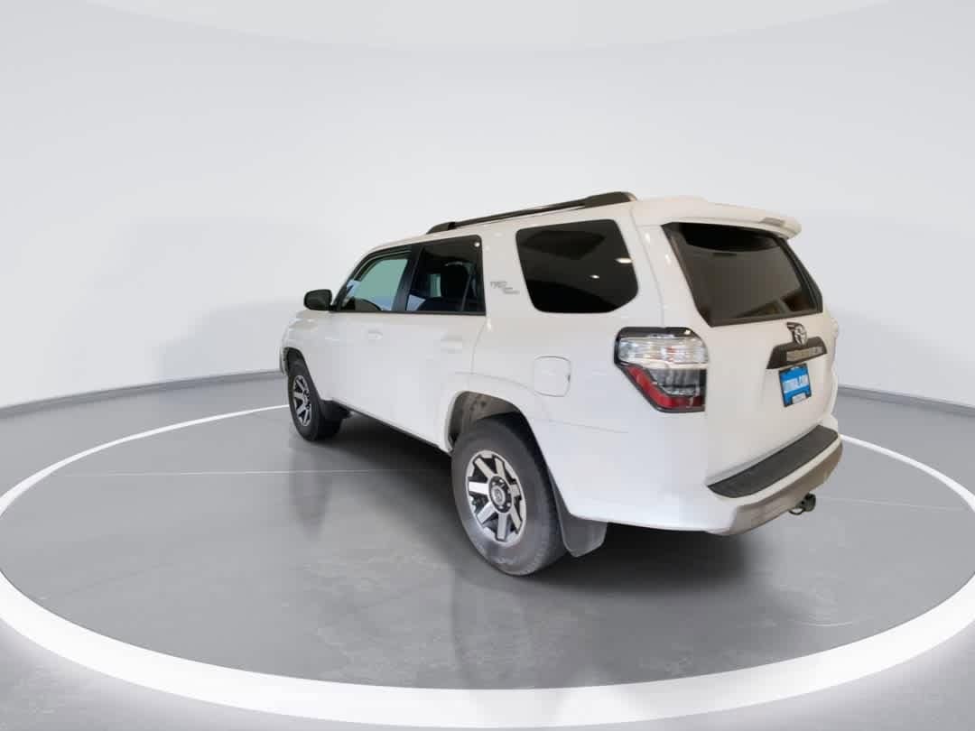 Thumbnail: 2021 Toyota 4Runner - 6