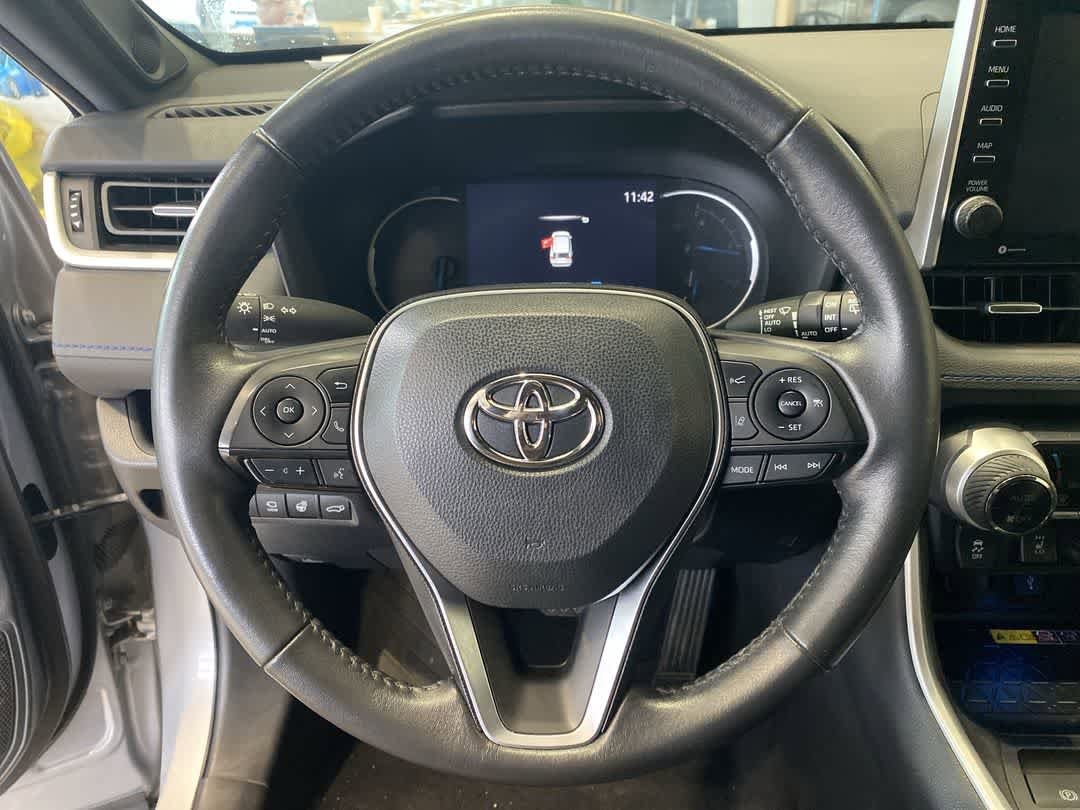 Thumbnail: 2022 Toyota RAV4 - 14