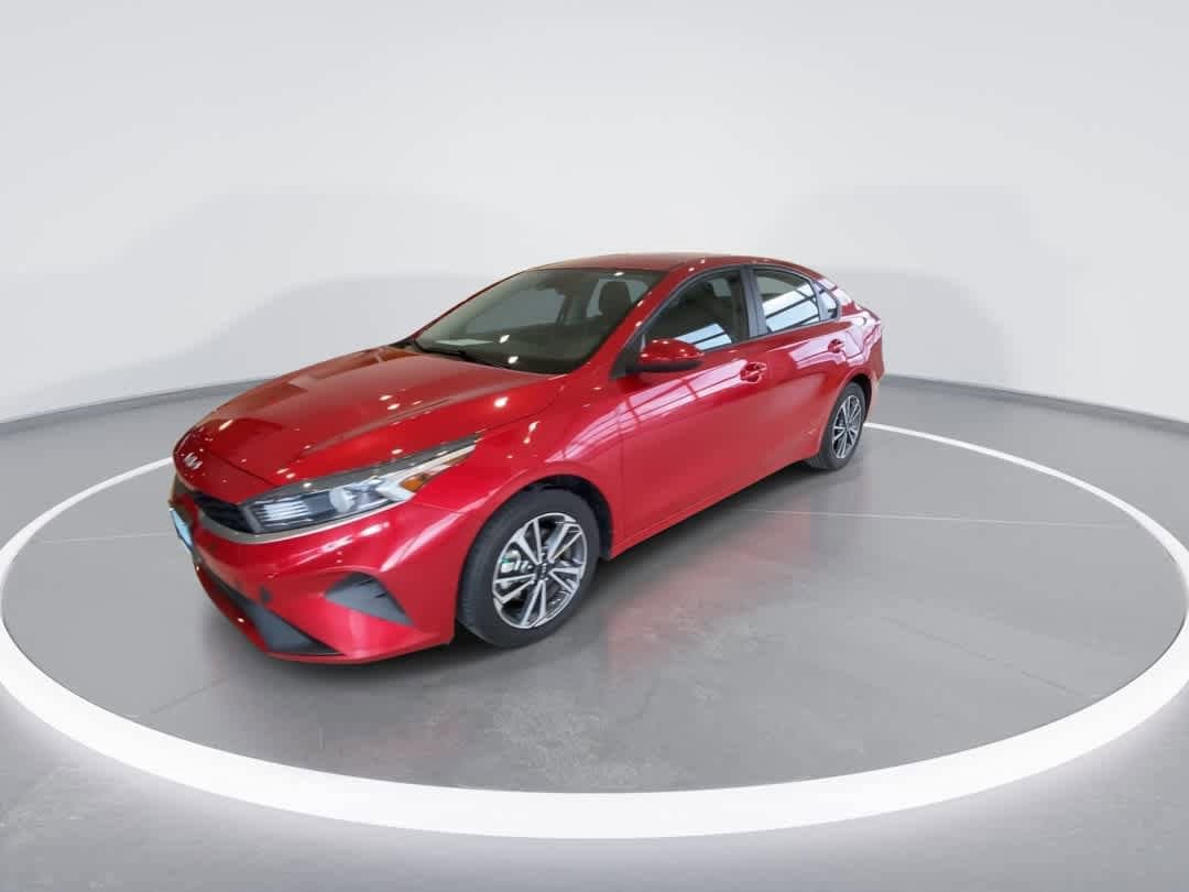 Thumbnail: 2023 Kia Forte - 4