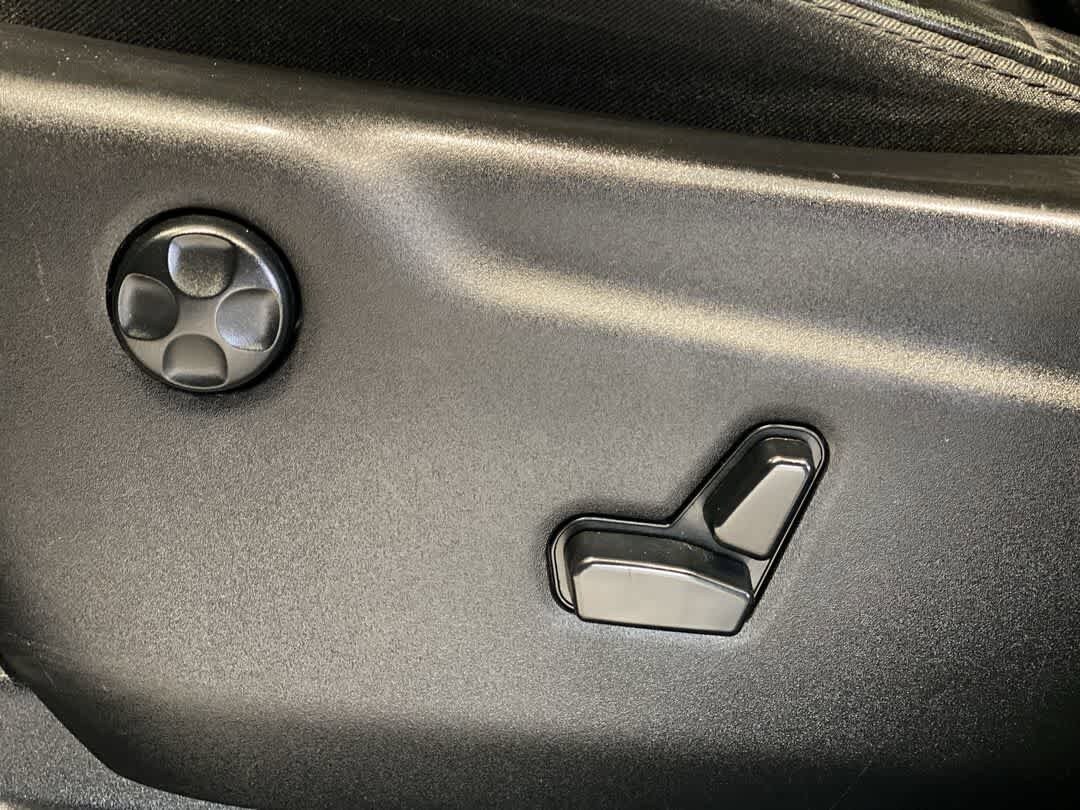 Thumbnail: 2019 Jeep Grand Cherokee - 15