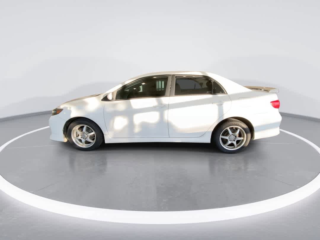 Thumbnail: 2010 Toyota Corolla - 5