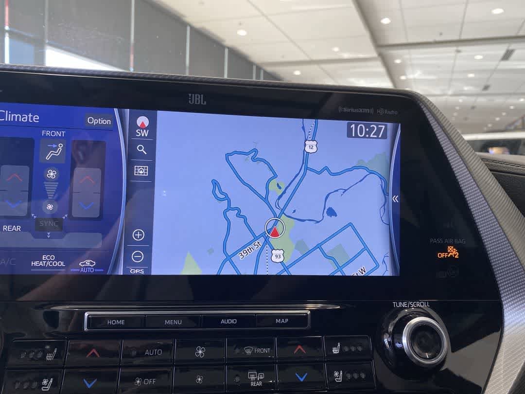 Thumbnail: 2021 Toyota Highlander - 21