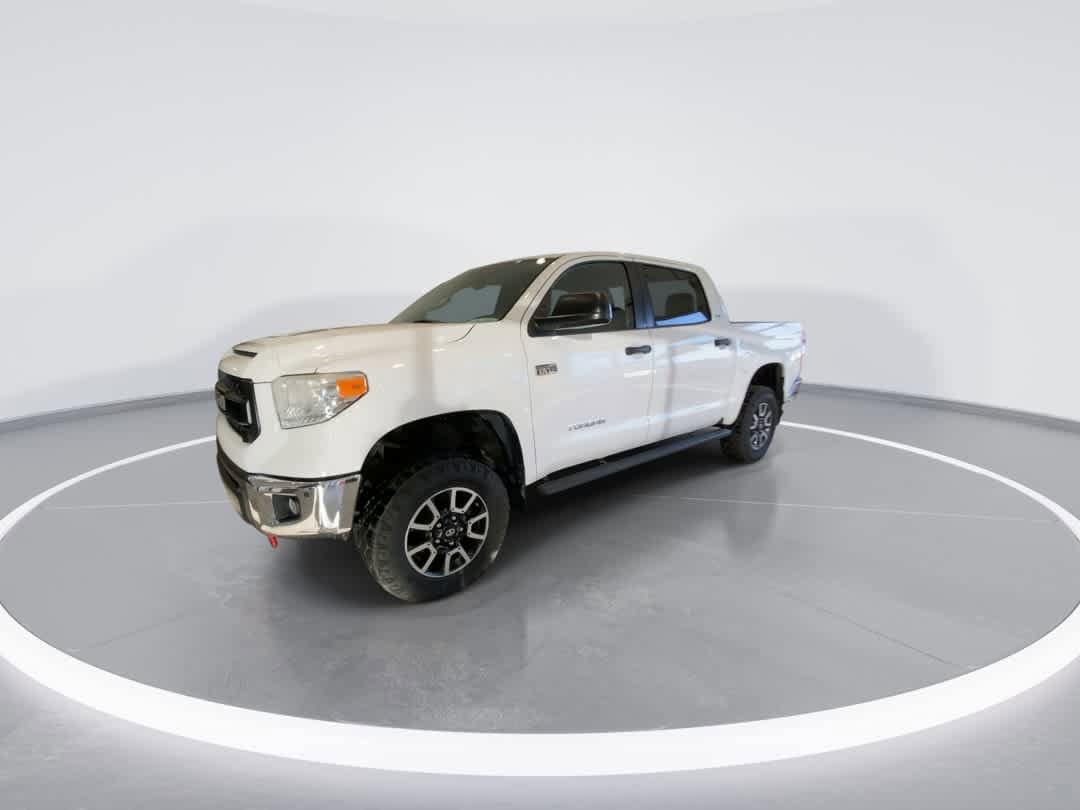 Thumbnail: 2017 Toyota Tundra - 4