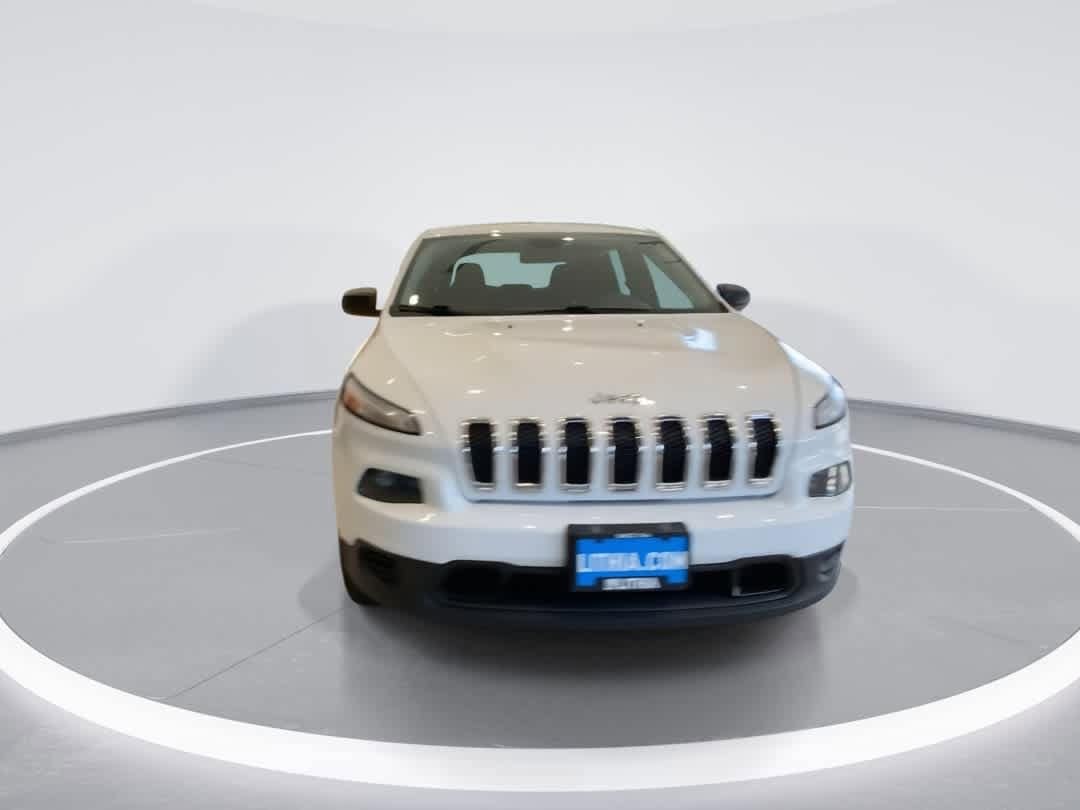 Thumbnail: 2017 Jeep Cherokee - 3