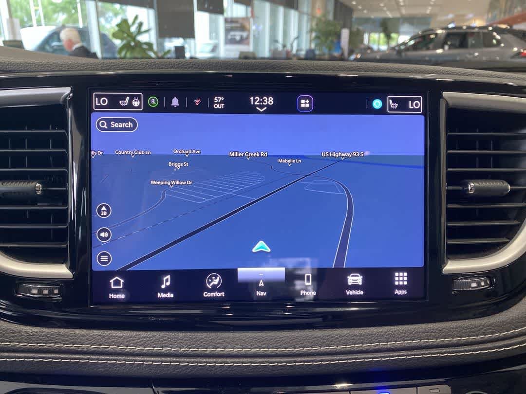 Thumbnail: 2021 Chrysler Pacifica - 20