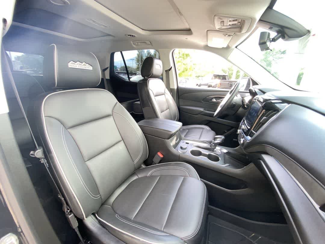 Thumbnail: 2021 Chevrolet Traverse - 28