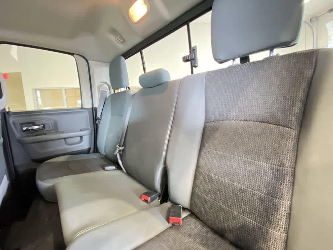 Thumbnail: 2020 RAM 1500 Classic - 24