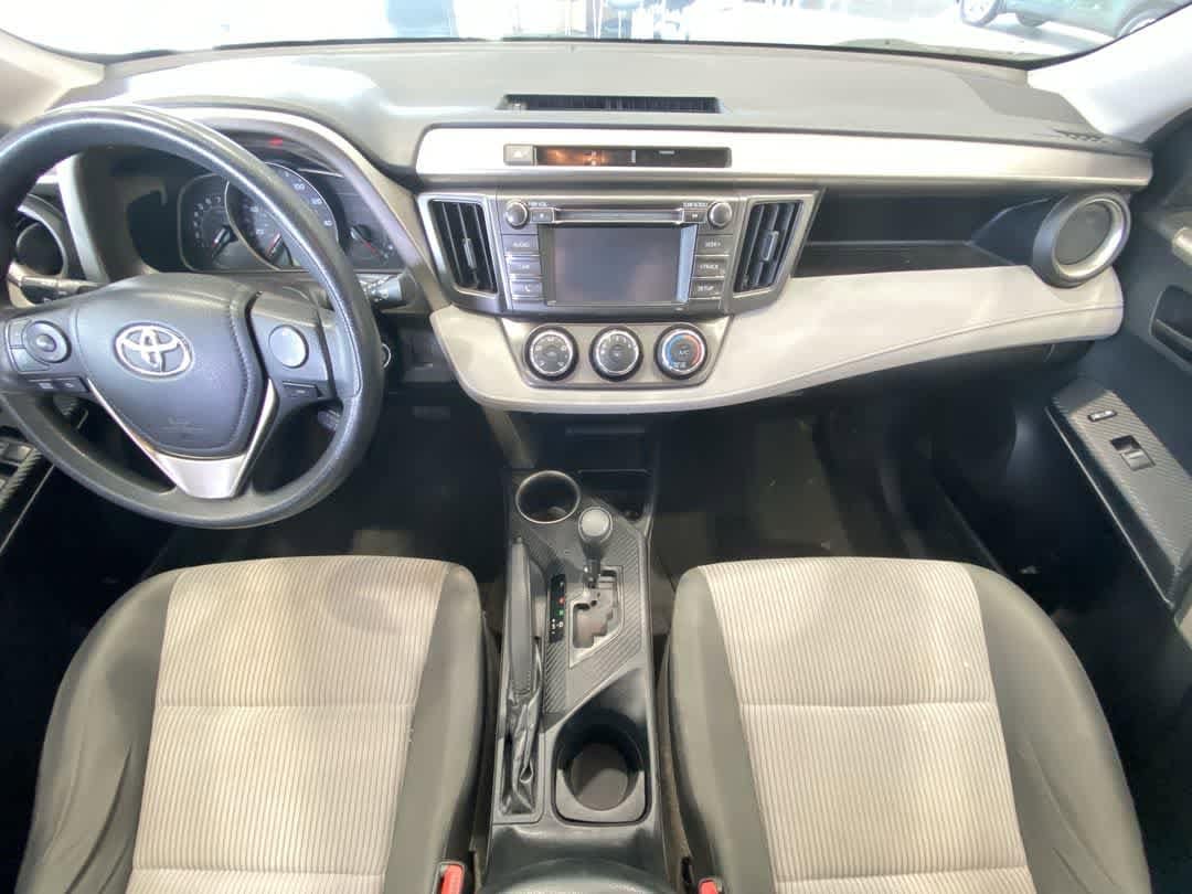 Thumbnail: 2015 Toyota RAV4 - 23